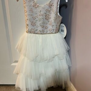 American princess dress for girls. Size 7